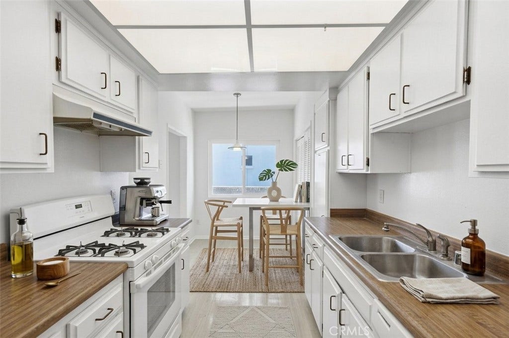 kitchen (2) virtual stage