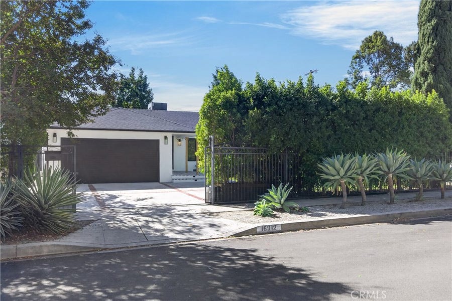Property photo for 16912 Marlin Place, Lake Balboa, CA