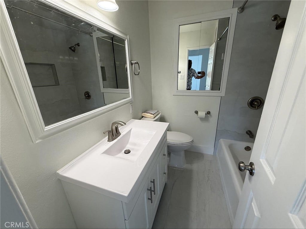 418 S Broadway Avenue, #A, Redondo Beach, CA 90277 418 S Broadway Avenue, #A, Redondo Beach, CA 90277