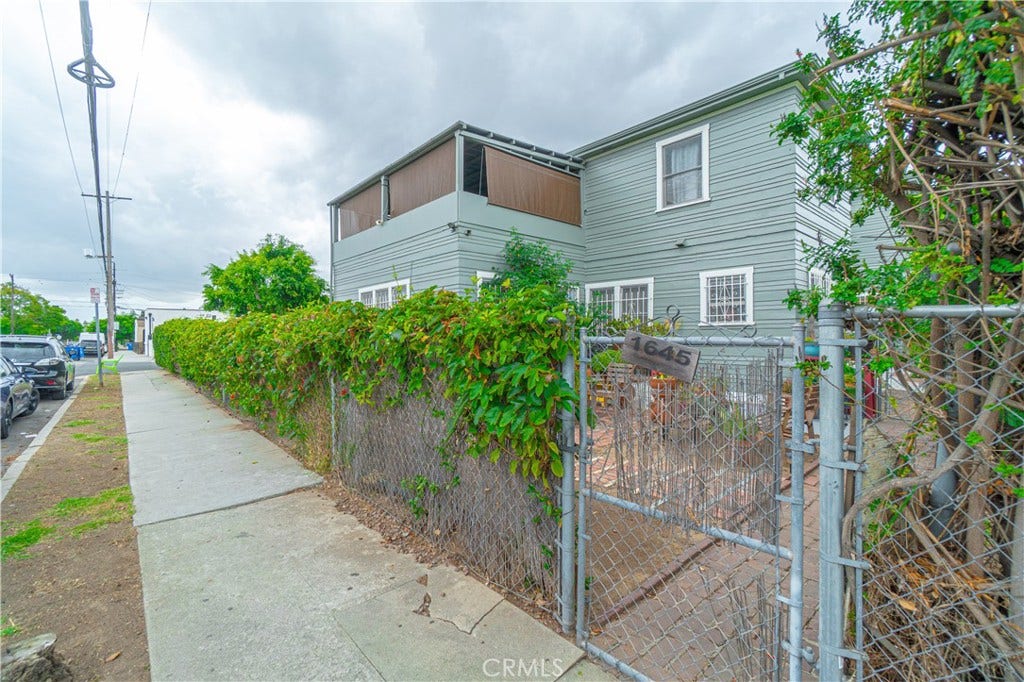 4603 St Charles, #4, Los Angeles, CA 90019 4603 St Charles, #4, Los Angeles, CA 90019