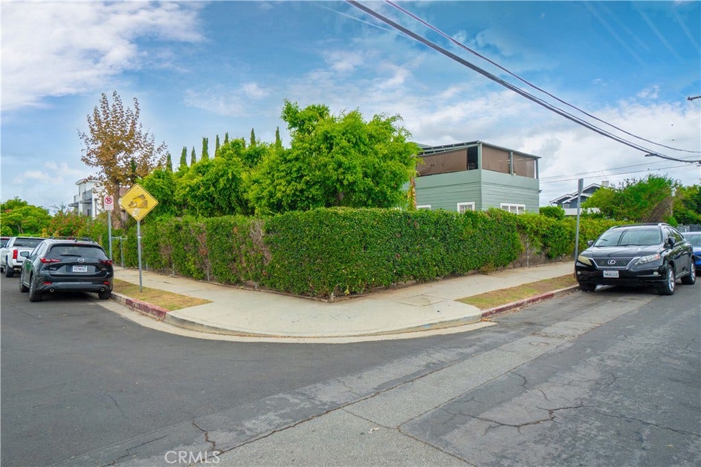 4603 St Charles, #4, Los Angeles, CA 90019 4603 St Charles, #4, Los Angeles, CA 90019
