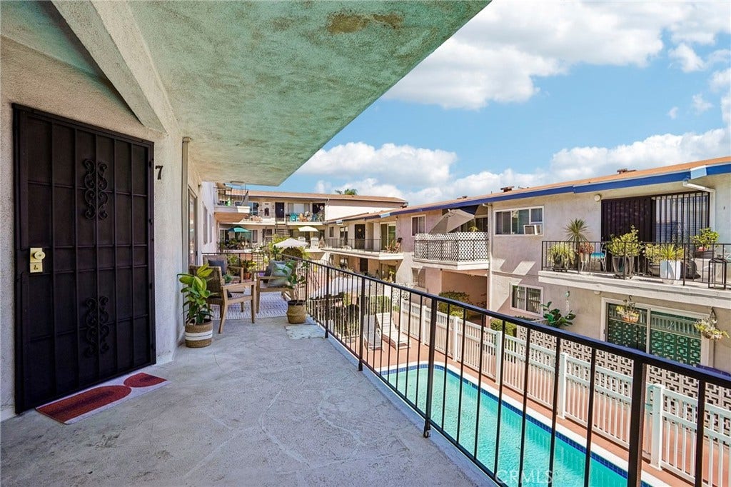 15549 S Budlong Lane, #7, Gardena, CA 90247 15549 S Budlong Lane, #7, Gardena, CA 90247