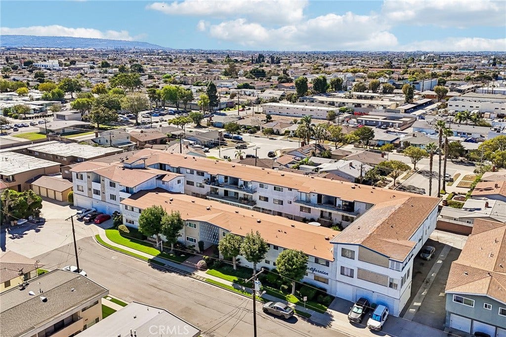 15549 S Budlong Lane, #7, Gardena, CA 90247 15549 S Budlong Lane, #7, Gardena, CA 90247
