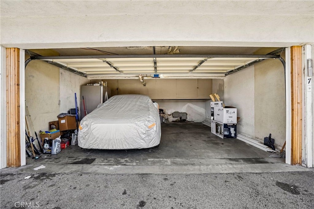 15549 S Budlong Lane, #7, Gardena, CA 90247 15549 S Budlong Lane, #7, Gardena, CA 90247