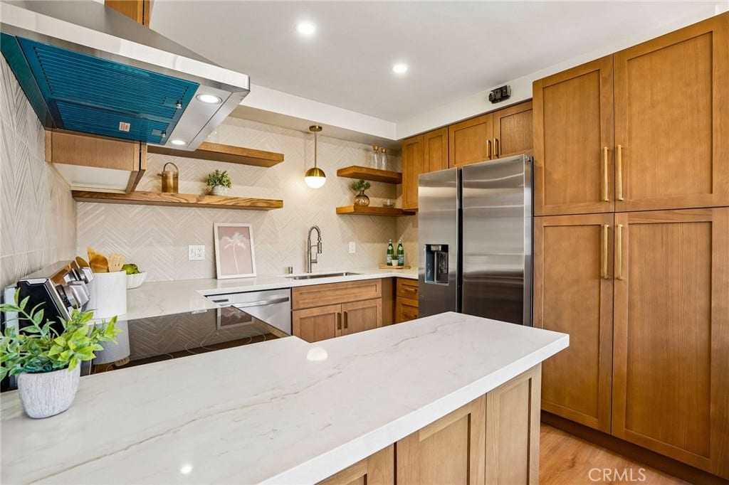 15549 S Budlong Lane, #7, Gardena, CA 90247 15549 S Budlong Lane, #7, Gardena, CA 90247
