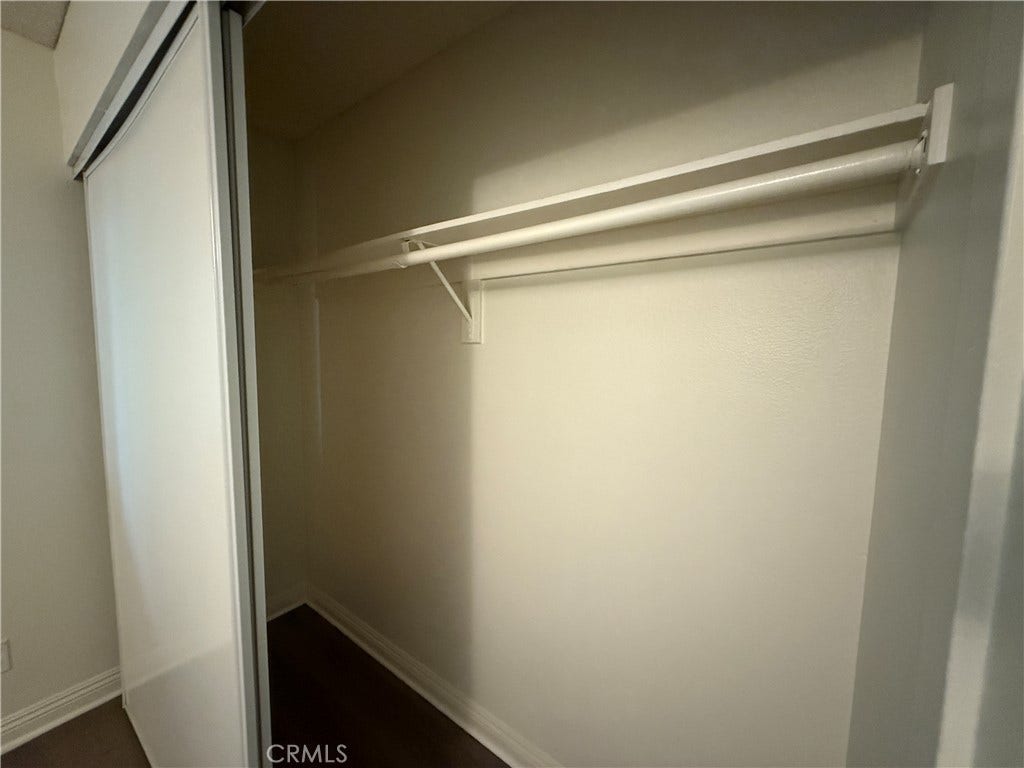1212 Gladys Avenue, #201, Long Beach, CA 90804 1212 Gladys Avenue, #201, Long Beach, CA 90804