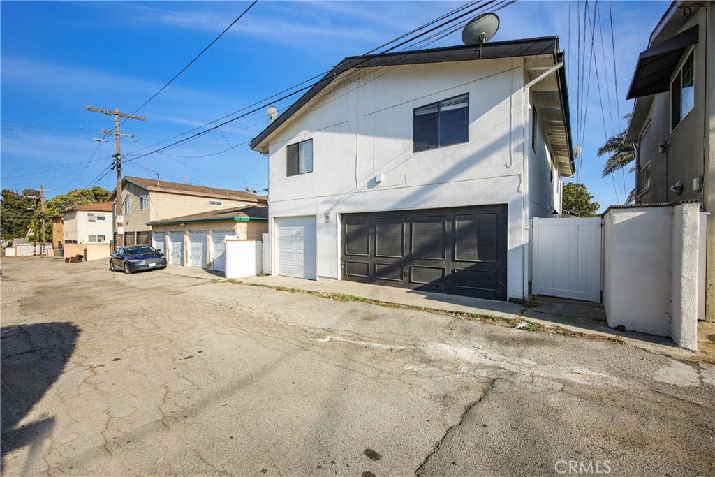 1054 W 23rd Street, San Pedro, CA 90731 1054 W 23rd Street, San Pedro, CA 90731