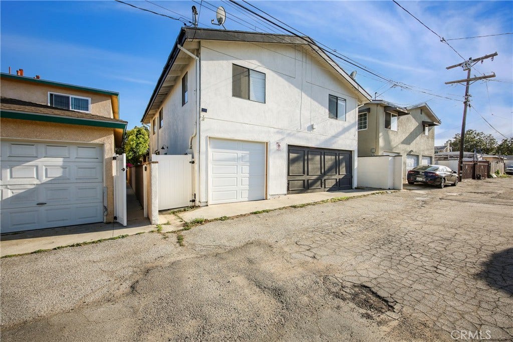 1054 W 23rd Street, San Pedro, CA 90731 1054 W 23rd Street, San Pedro, CA 90731