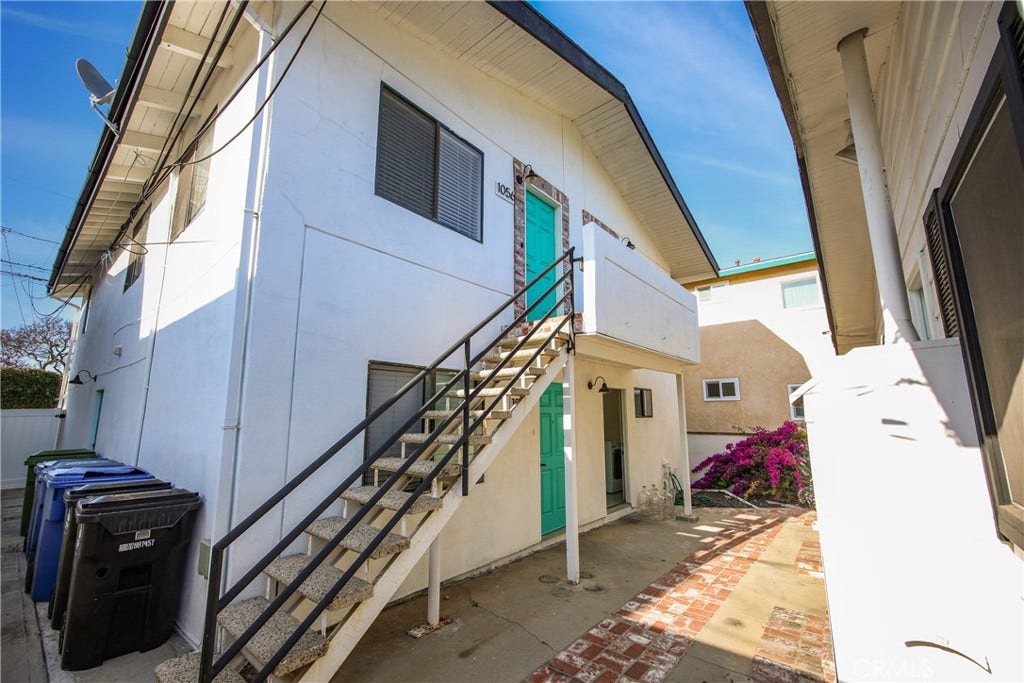 1054 W 23rd Street, San Pedro, CA 90731 1054 W 23rd Street, San Pedro, CA 90731