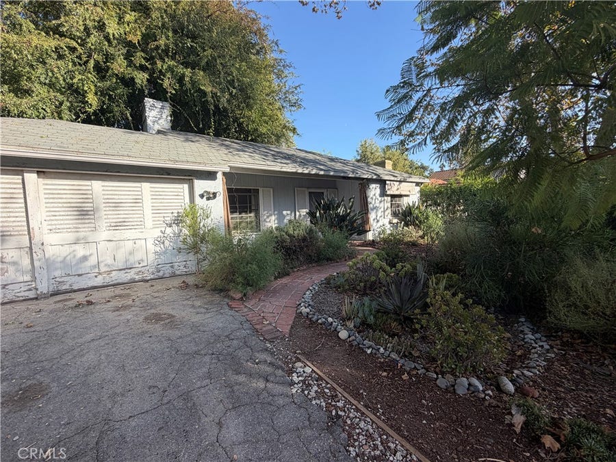 Property photo for 1110 S Los Robles, Pasadena, CA