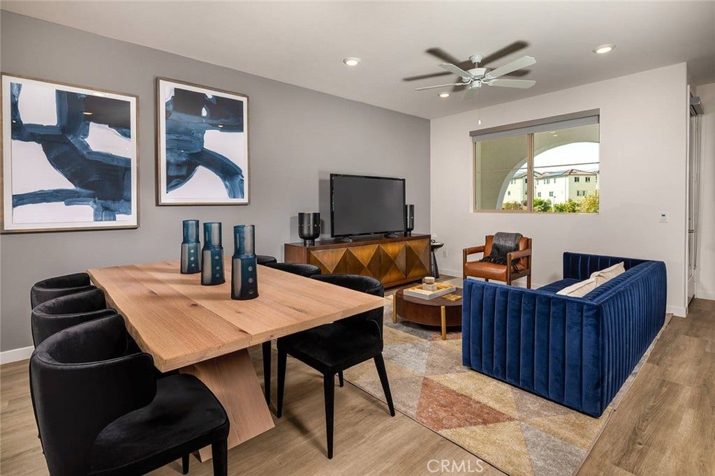 1590 W Maddison Way, San Pedro, CA 90732 1590 W Maddison Way, San Pedro, CA 90732