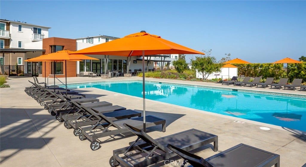 1582 W Maddison Way, San Pedro, CA 90732 1582 W Maddison Way, San Pedro, CA 90732