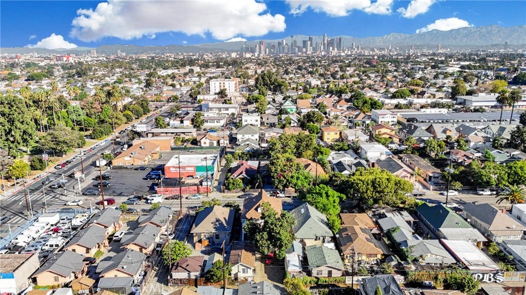 626 E 51st, Los Angeles, CA 90011 626 E 51st, Los Angeles, CA 90011