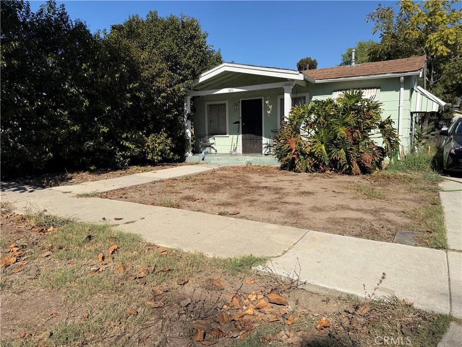 Property photo for 321 W 118th, Los Angeles, CA