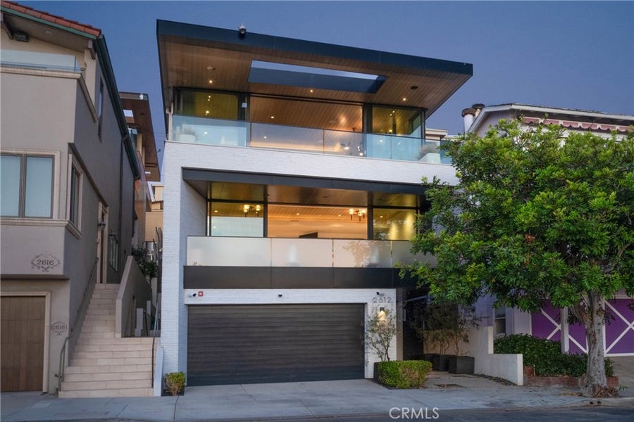 Property photo for 2612 Highland Avenue, Manhattan Beach, CA