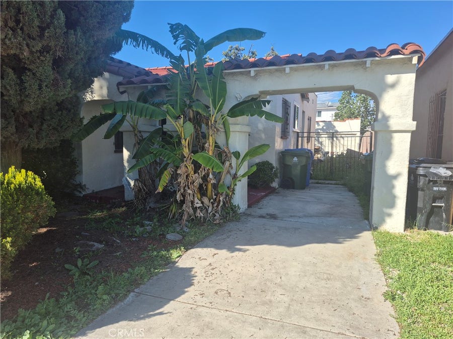 Property photo for 1453 W 89th, Los Angeles, CA
