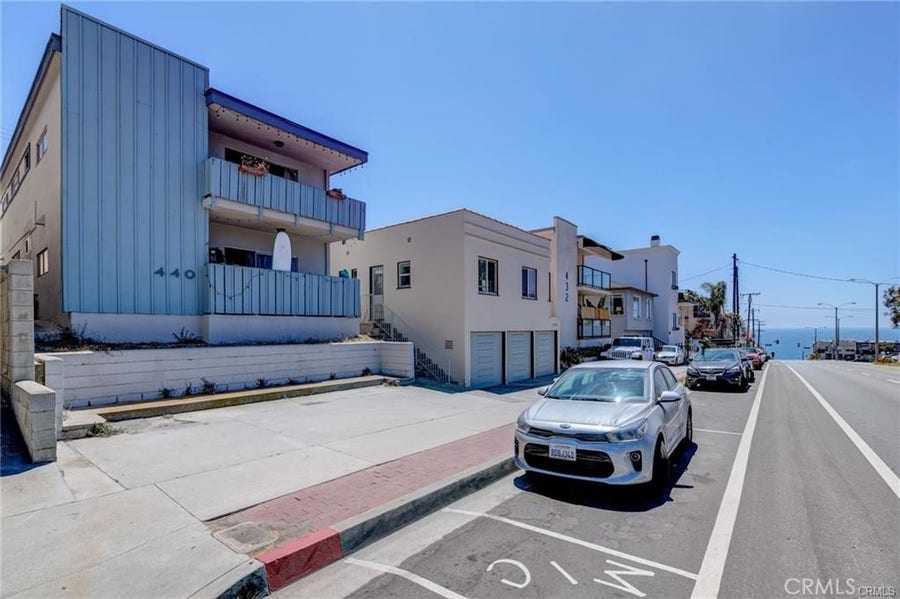 Property photo for 440 Rosecrans Avenue, #A, Manhattan Beach, CA