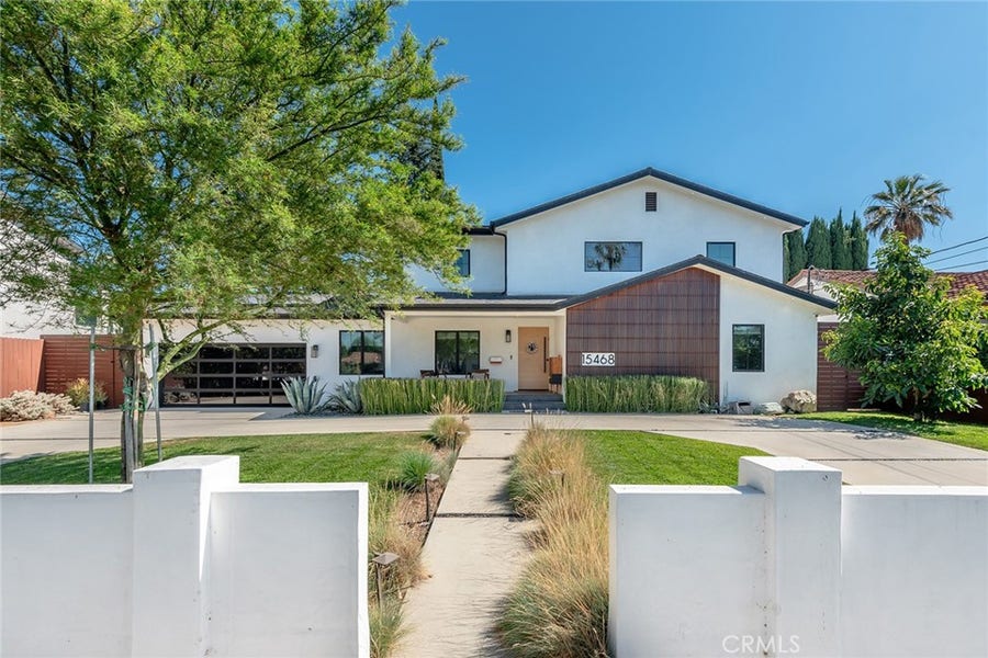 Property photo for 15468 La Maida, Sherman Oaks, CA