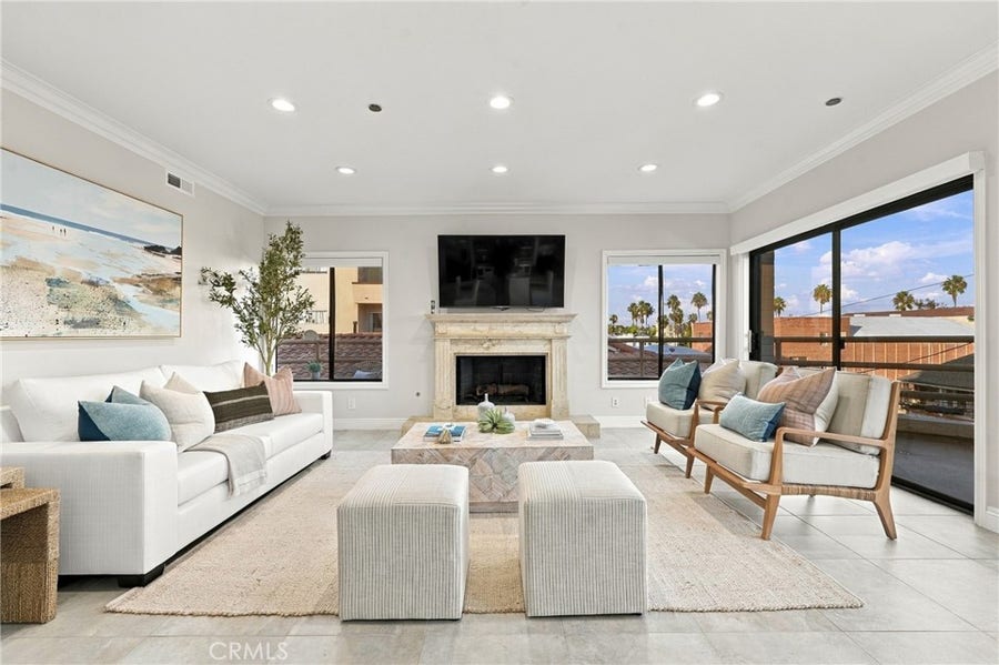 Property photo for 512 Esplanade, Redondo Beach, CA