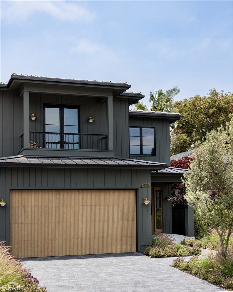 Property photo for 2313 Walnut Avenue, Manhattan Beach, CA