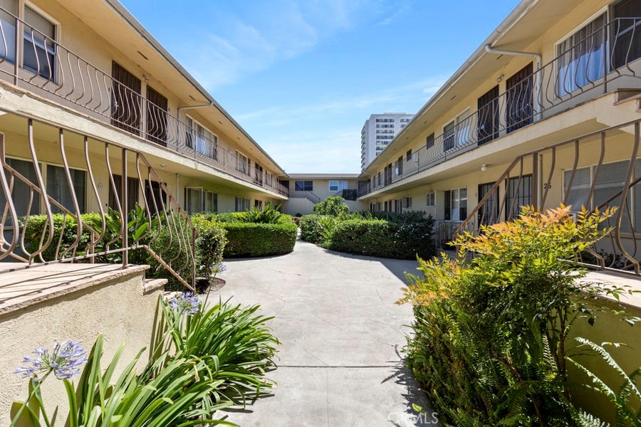 Property photo for 728 Cedar, #29, Long Beach, CA