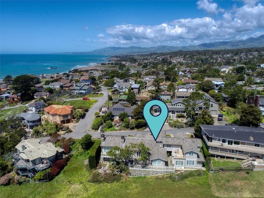 Property photo for 404 Huntington Road, Cambria, CA