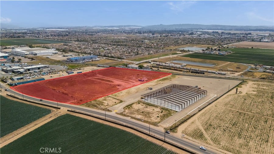 Property photo for 1550 W Stowell Road, Santa Maria, CA