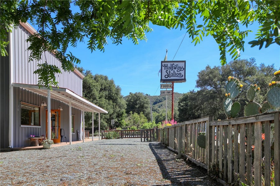 Property photo for 15050 Morro Road, Atascadero, CA