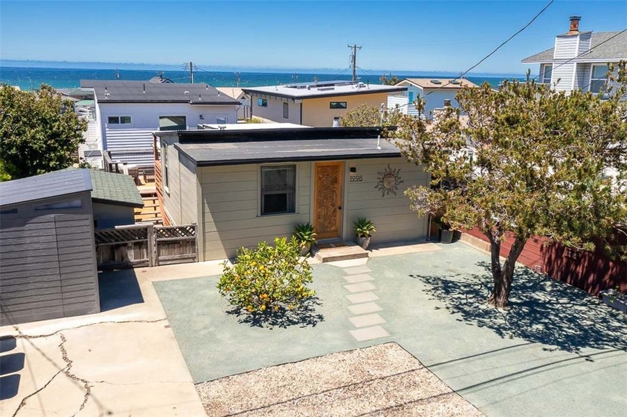 Property photo for 1998 Circle, Cayucos, CA
