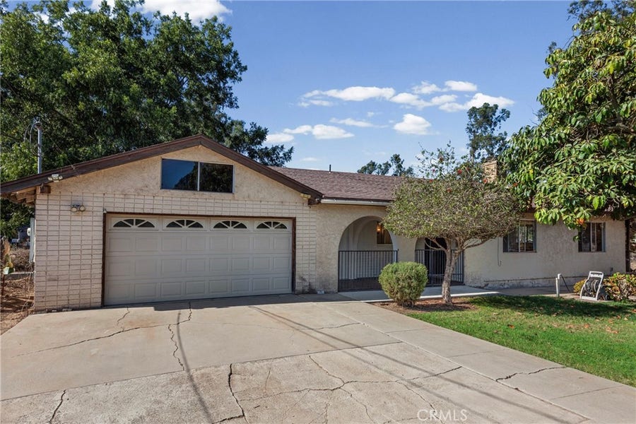 Property photo for 735 Orchard Road, Nipomo, CA