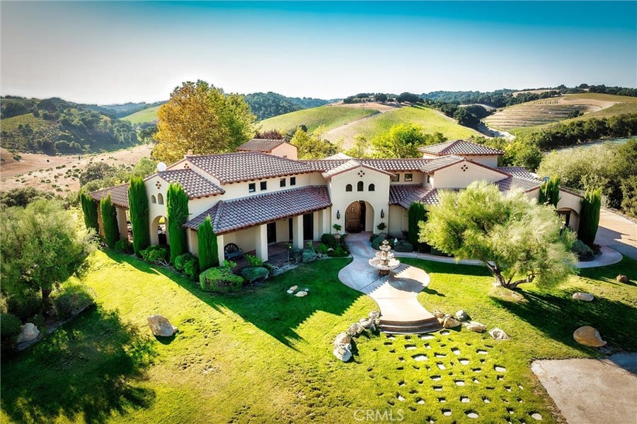 Property photo for 3130 Oakdale Rd., Paso Robles, CA
