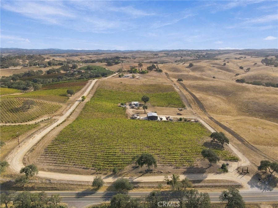Property photo for 5820 Vista Del Paso, Paso Robles, CA