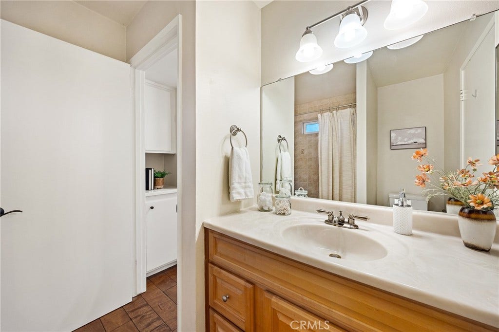 833 Escuela Court, San Luis Obispo, CA 93405 833 Escuela Court, San Luis Obispo, CA 93405