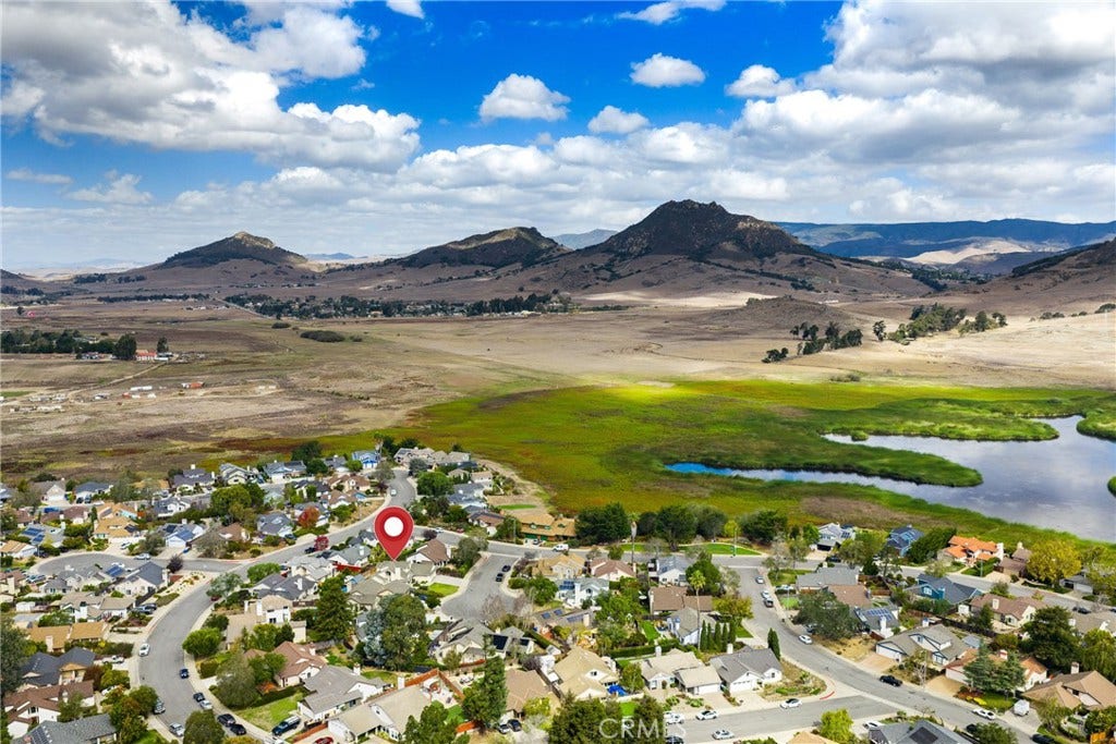 833 Escuela Court, San Luis Obispo, CA 93405 833 Escuela Court, San Luis Obispo, CA 93405