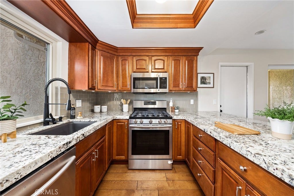 833 Escuela Court, San Luis Obispo, CA 93405 833 Escuela Court, San Luis Obispo, CA 93405