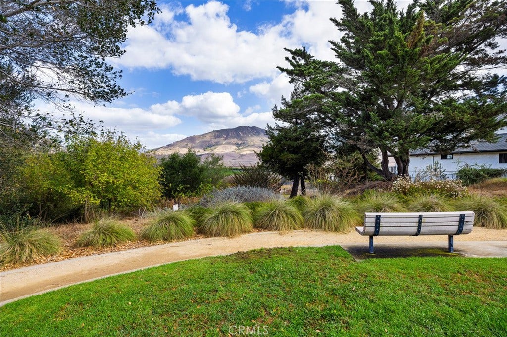 833 Escuela Court, San Luis Obispo, CA 93405 833 Escuela Court, San Luis Obispo, CA 93405