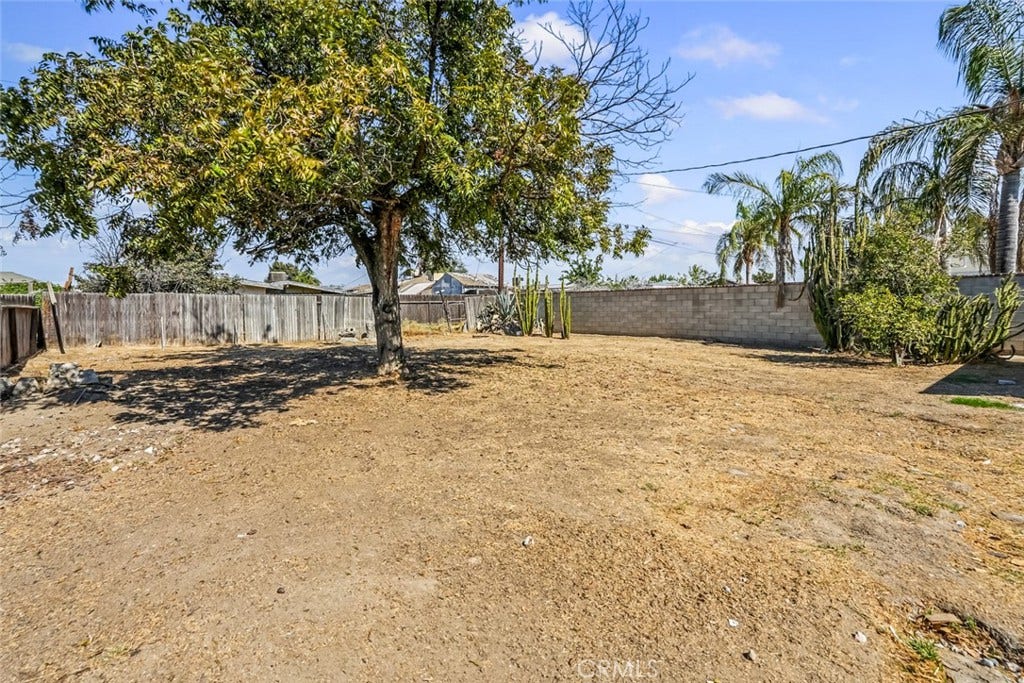 428 Sperry, Bakersfield, CA 93307