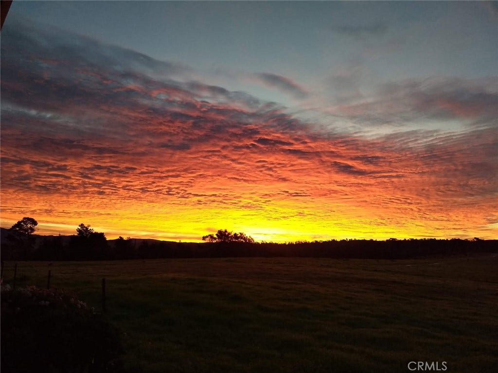 526 Huntington Road, Cambria, CA 93428 526 Huntington Road, Cambria, CA 93428