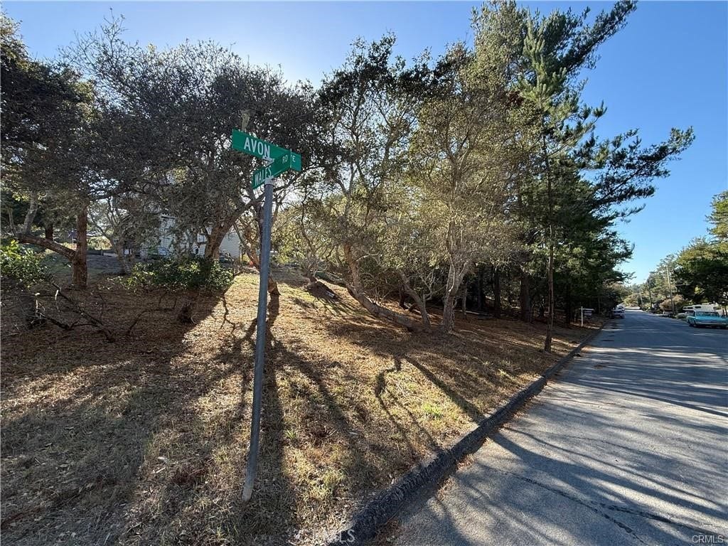 1955 Avon Avenue, Cambria, CA 93428