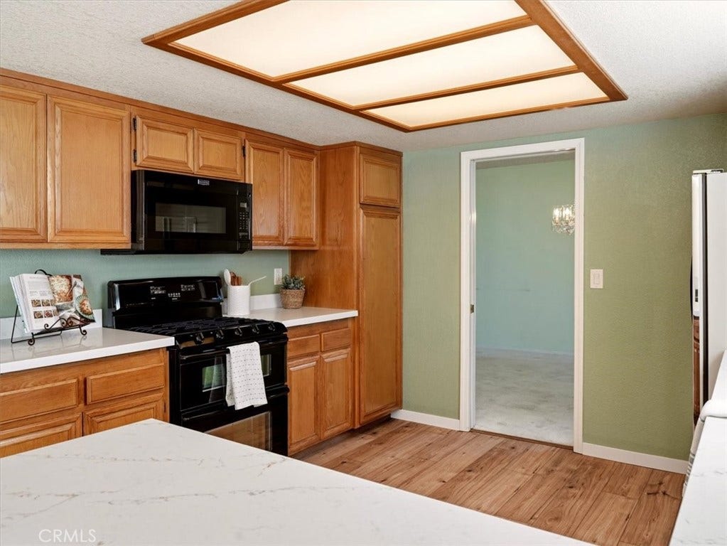 900 Calvert, Lompoc, CA 93436 900 Calvert, Lompoc, CA 93436