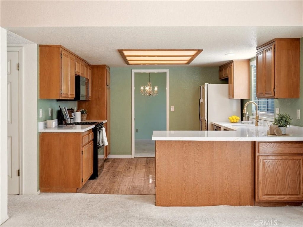 900 Calvert, Lompoc, CA 93436 900 Calvert, Lompoc, CA 93436