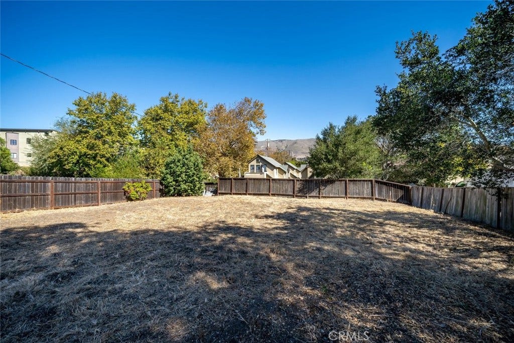 3280 Rockview, San Luis Obispo, CA 93401 3280 Rockview, San Luis Obispo, CA 93401