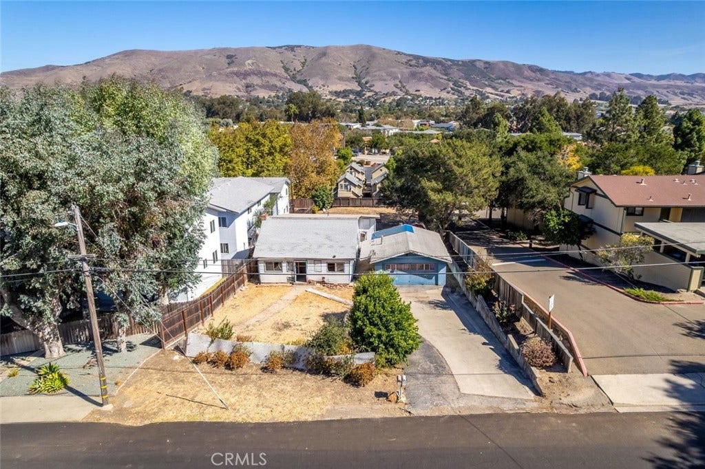 3280 Rockview, San Luis Obispo, CA 93401 3280 Rockview, San Luis Obispo, CA 93401