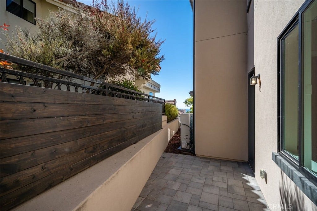 2732 Barcelona, Pismo Beach, CA 93449 2732 Barcelona, Pismo Beach, CA 93449