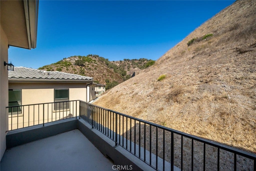 2732 Barcelona, Pismo Beach, CA 93449 2732 Barcelona, Pismo Beach, CA 93449