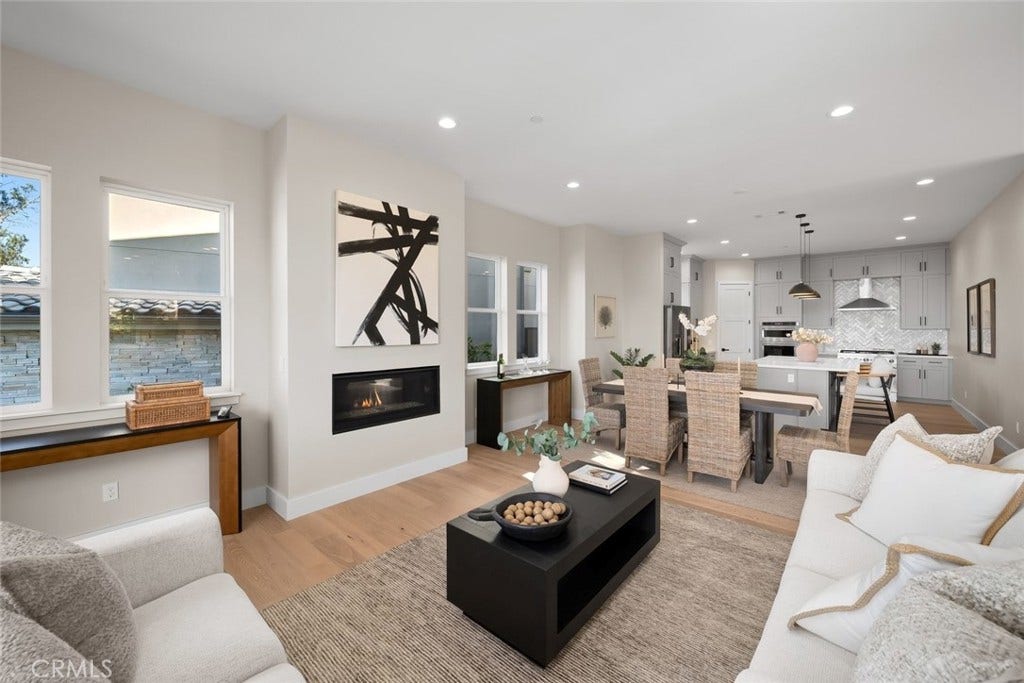 2732 Barcelona, Pismo Beach, CA 93449 2732 Barcelona, Pismo Beach, CA 93449