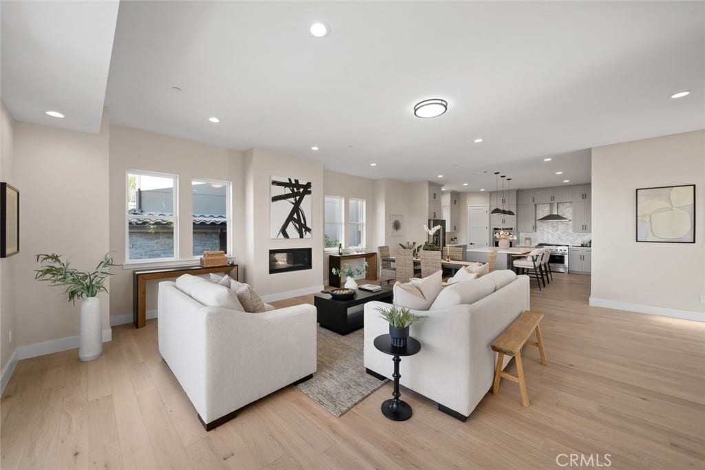 2732 Barcelona, Pismo Beach, CA 93449 2732 Barcelona, Pismo Beach, CA 93449