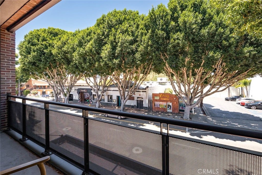 581 Higuera Street, #406, San Luis Obispo, CA 93401 581 Higuera Street, #406, San Luis Obispo, CA 93401