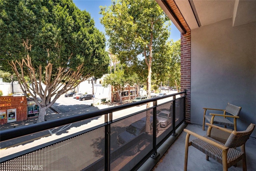 581 Higuera Street, #406, San Luis Obispo, CA 93401 581 Higuera Street, #406, San Luis Obispo, CA 93401