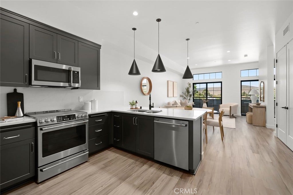 581 Higuera Street, #406, San Luis Obispo, CA 93401 581 Higuera Street, #406, San Luis Obispo, CA 93401